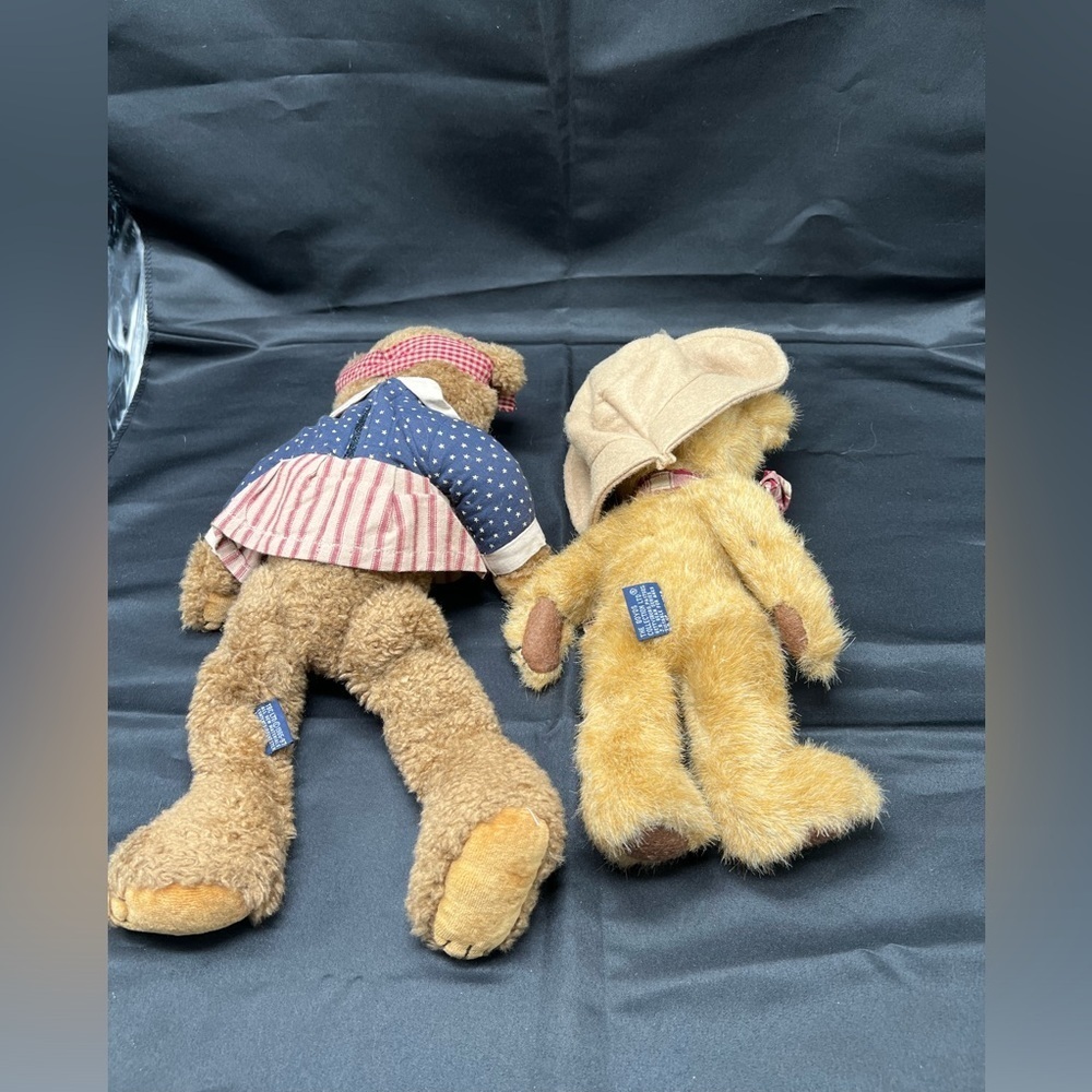 Two Boyds Bears - Picture 7 of 8